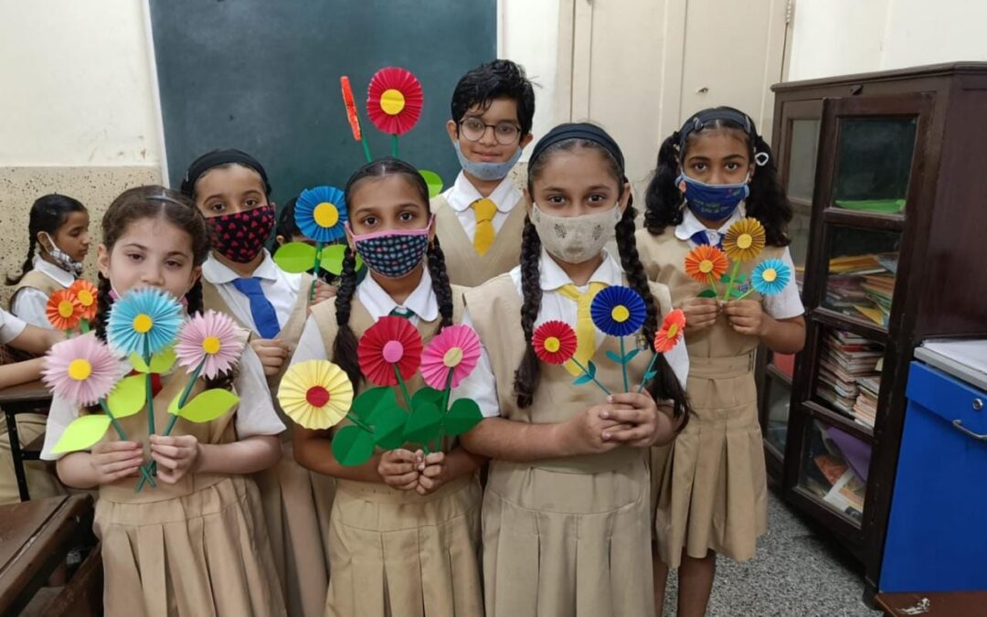 Paper Flower making activity (Std. IV)